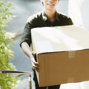 横浜の光洋舎クリーニングでは配達にも対応可能です